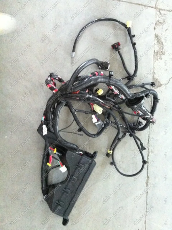 Жгут проводов подкапотный Geely Emgrand EC7