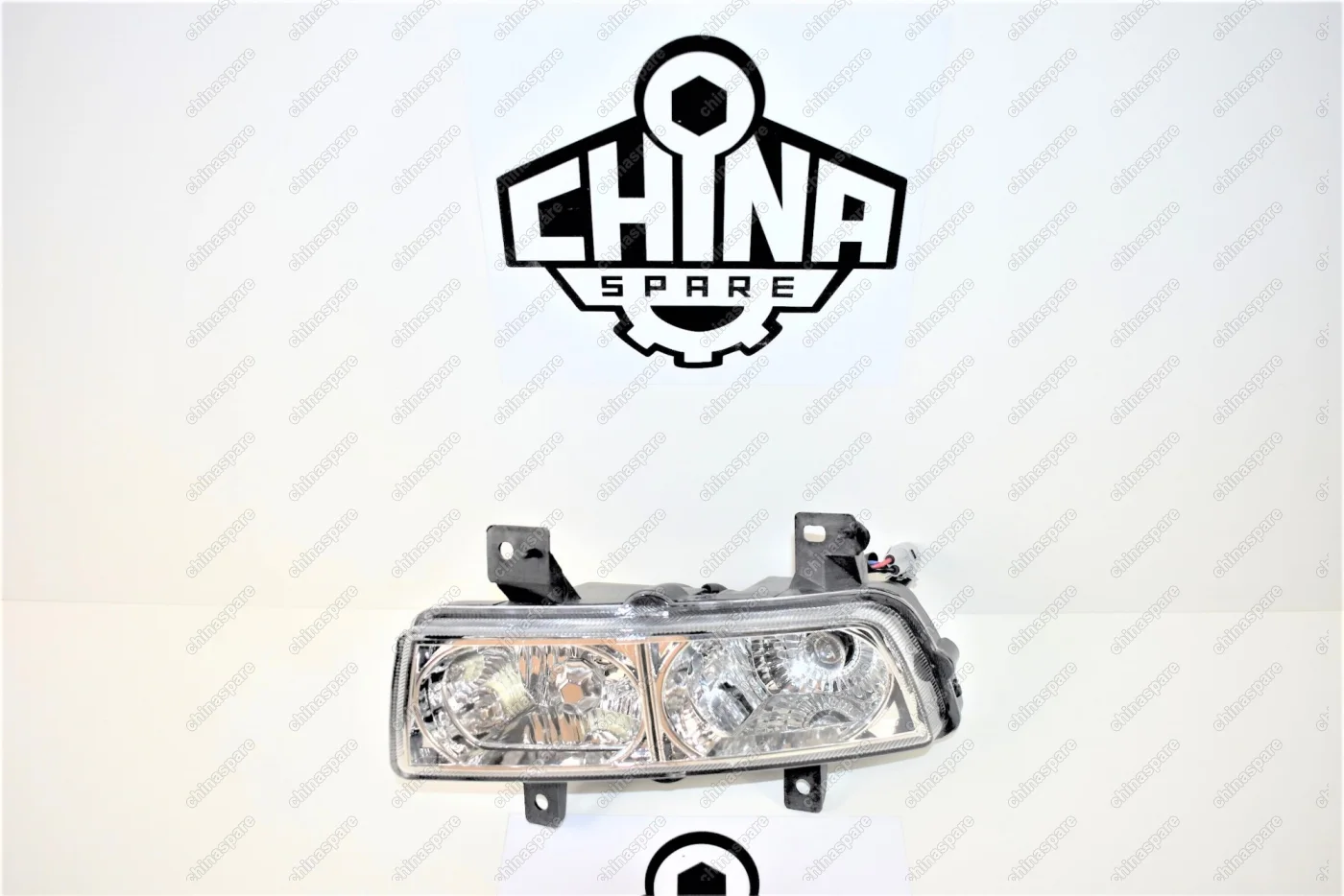 Фара противотуманная левая Geely Emgrand EC7