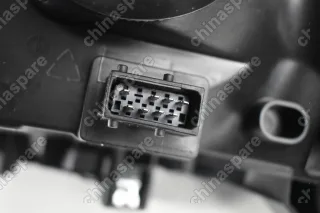 Фара передняя правая Geely Emgrand EC7