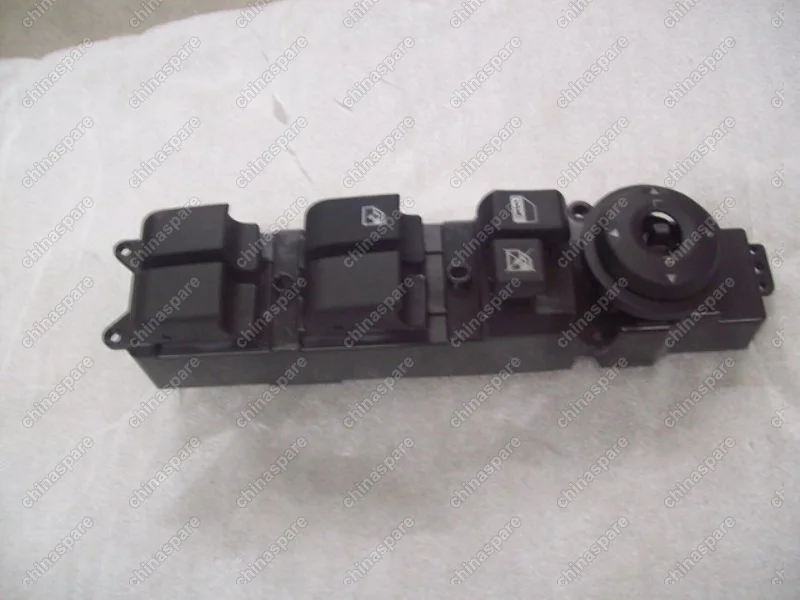 1067002335 Панель контрольная передней левой двери Geely Emgrand EC7