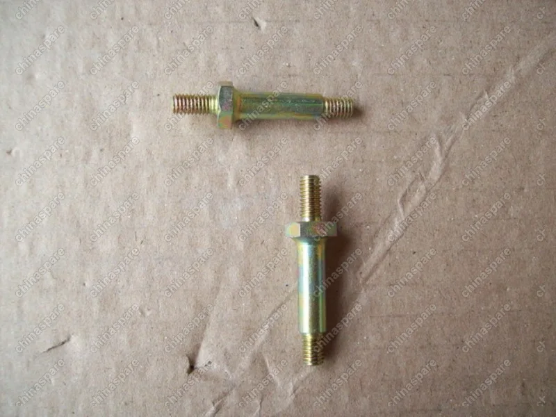 1136000004 Болт крышки головки блока Geely Emgrand EC7