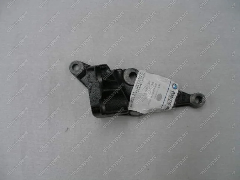 1136000013 Кронштейн двигателя верхний правый Geely Emgrand EC7