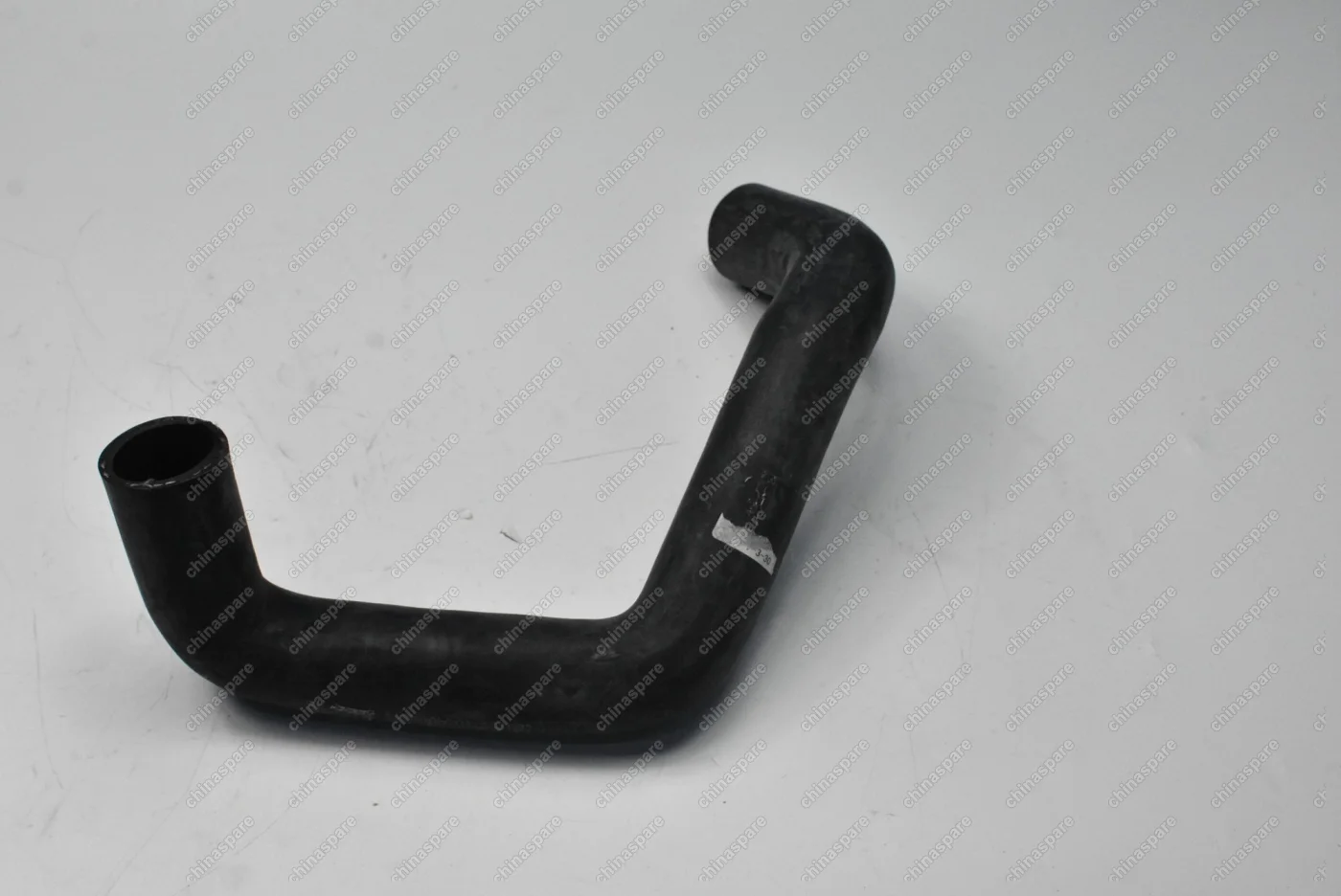 Патрубок радиатора нижний Geely Emgrand EC7