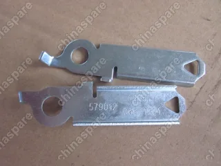 1066001301 Кронштейн жгута проводов Geely Emgrand EC7