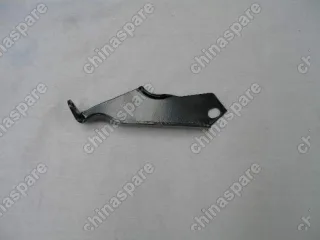 1136000104 Кронштейн дроссельной заслонки Geely Emgrand EC7