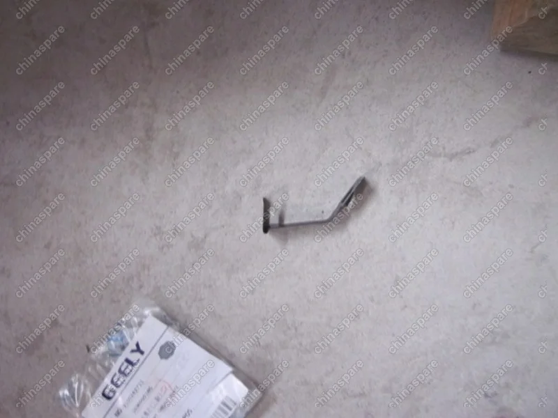 1068002458 Пружина пепельницы Geely Emgrand EC7