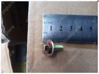 JQ140Da0616 Болт шестигранный нижней защиты двигателя Geely Emgrand EC7