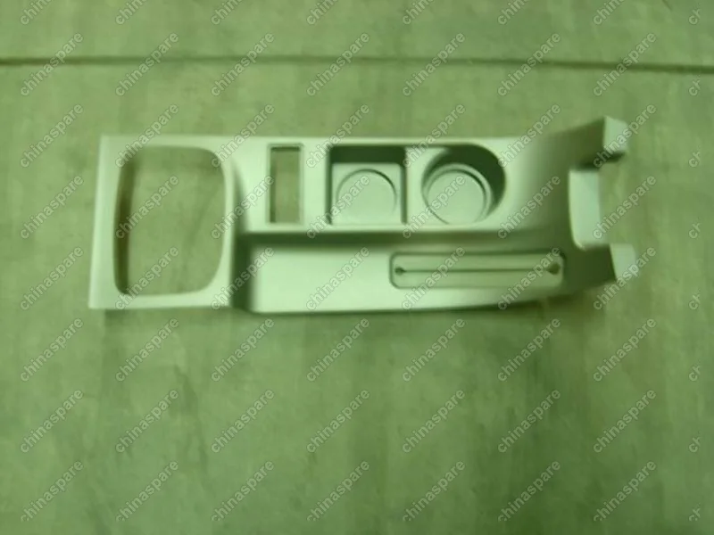 1068002499 Подстаканник Geely Emgrand EC7