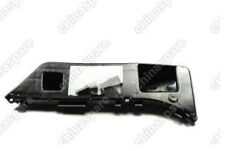 Кронштейн переднего бампера левый Geely Emgrand EC7