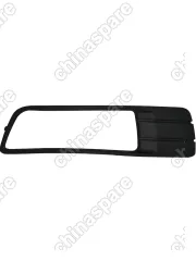 Рамка противотуманной фары правая Geely Emgrand EC7