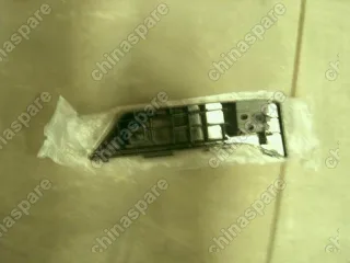 Кронштейн переднего бампера правый Geely Emgrand EC7