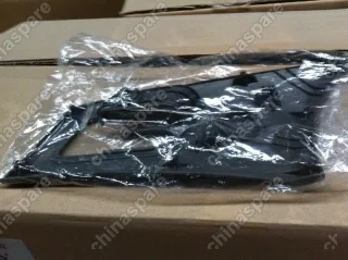 1068002657 Накладка внутренней передней дверной ручки правая Geely Emgrand EC7
