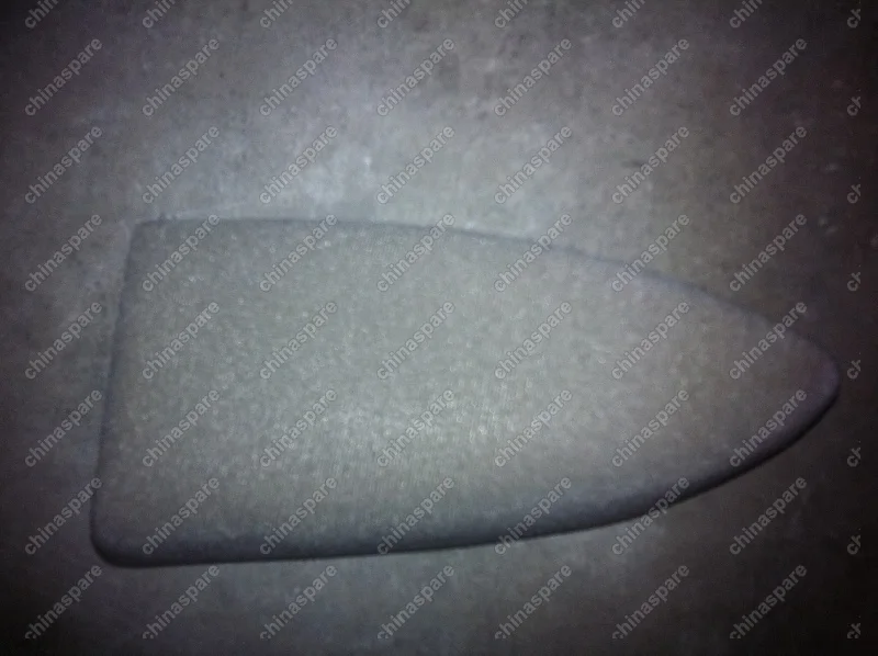 Накладка панели подлокотника передней правой двери Geely Emgrand EC7