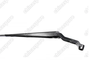 Поводок стеклоочистителя правый Geely Emgrand EC7