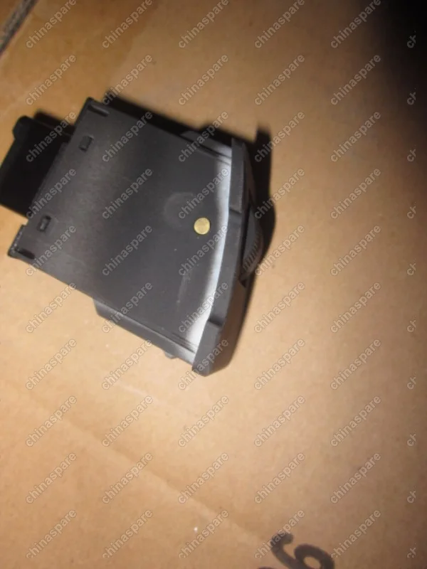 1067001074 Регулятор яркости комбинационной панели Geely Emgrand EC7