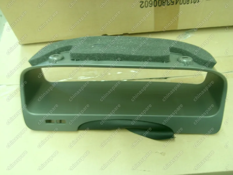 1068020367 Крышка комбинации приборов Geely Emgrand EC7