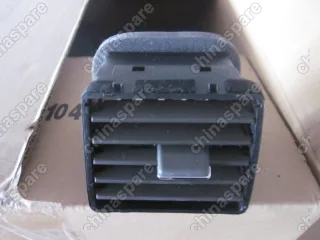 1068020389 Center right vent Geely Emgrand EC7