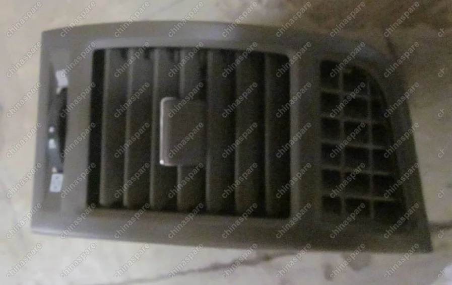 1068020387 Right vent Geely Emgrand EC7