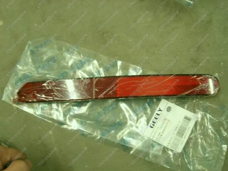 1067002041 Катафот задний правый Geely Emgrand EC7