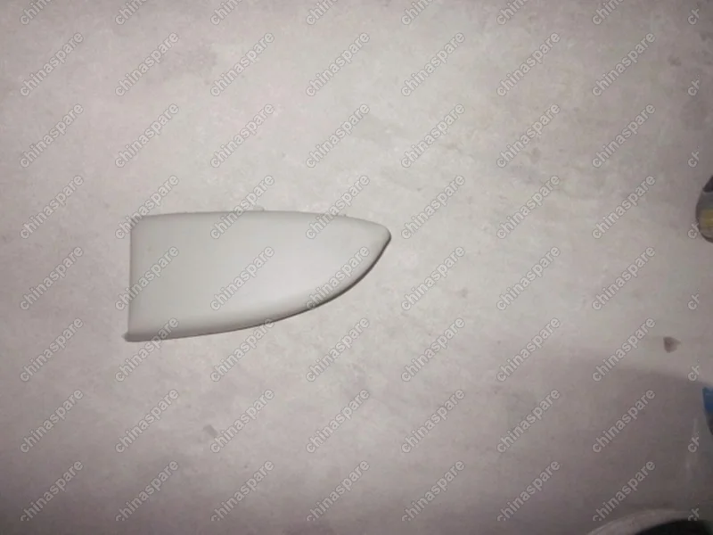 1068002828 Накладка панели двери задней правой Geely Emgrand EC7