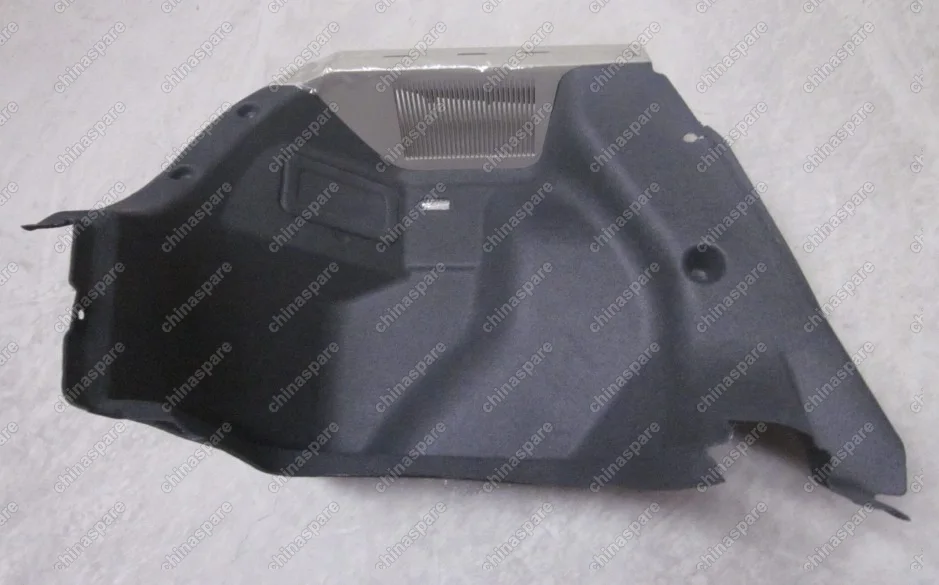1068003126 Обивка багажника левая (бежевая) Geely Emgrand EC7