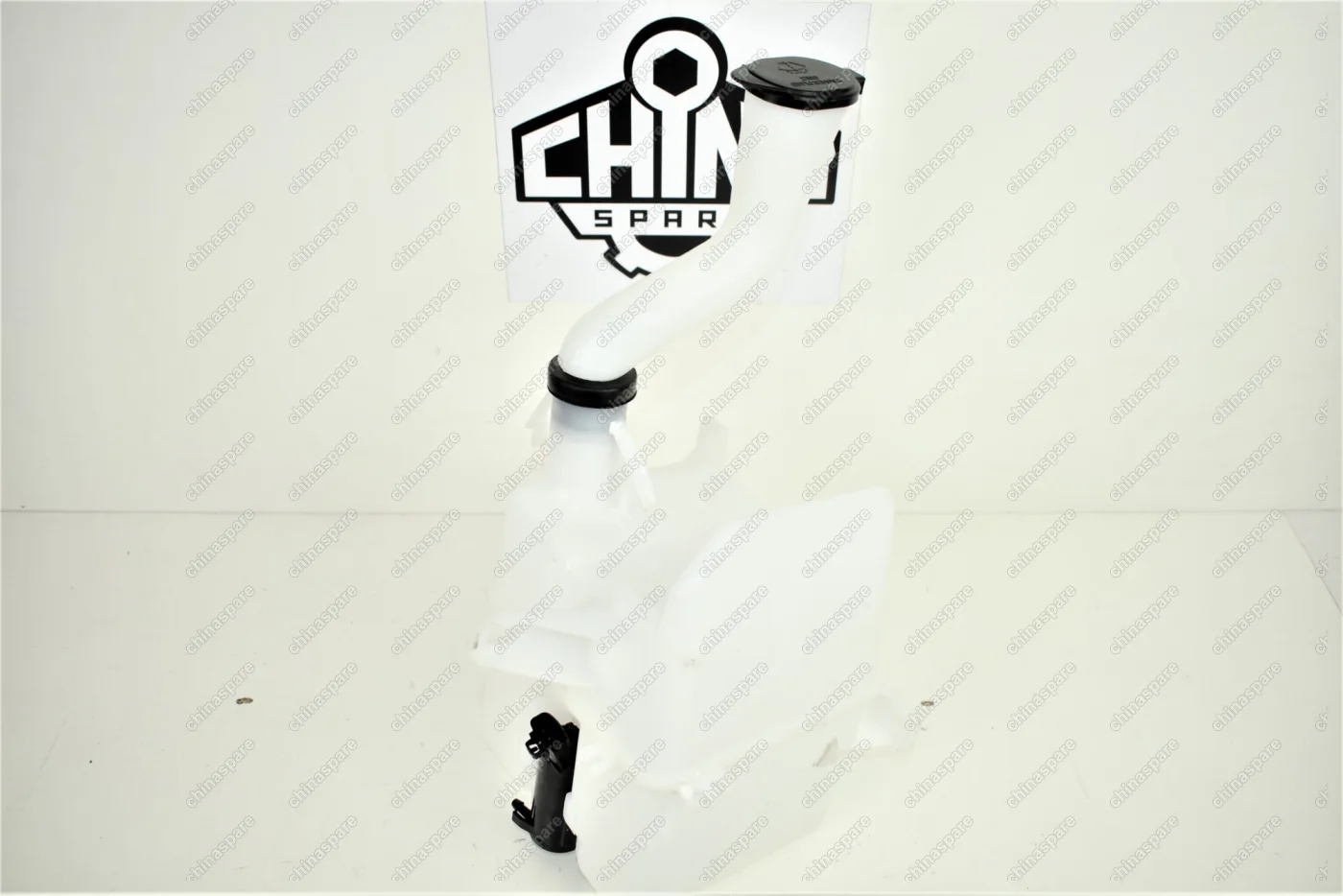 Бачок омывателя Geely Emgrand EC7