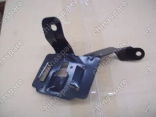 1064001407 Кронштейн абсорбера бака Geely Emgrand EC7