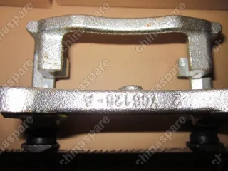 1064001729 Скоба заднего правого тормозного суппорта Geely Emgrand EC7