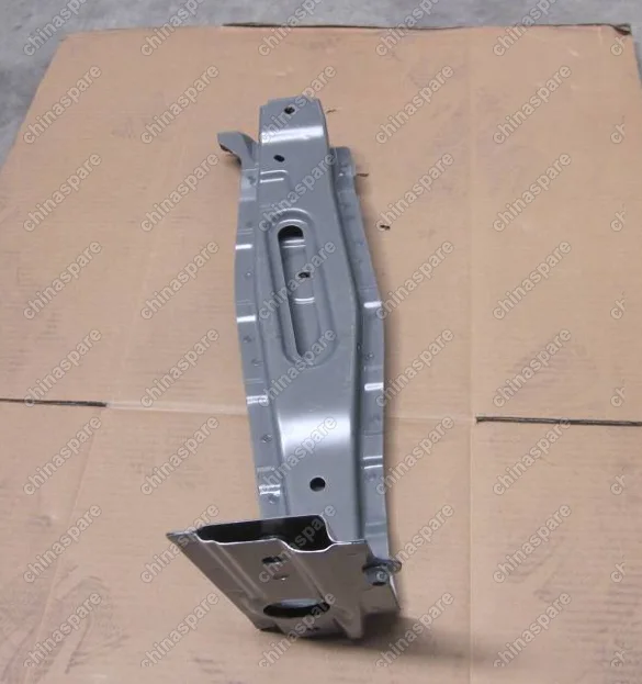 Рамка радиатора правая Geely Emgrand X7