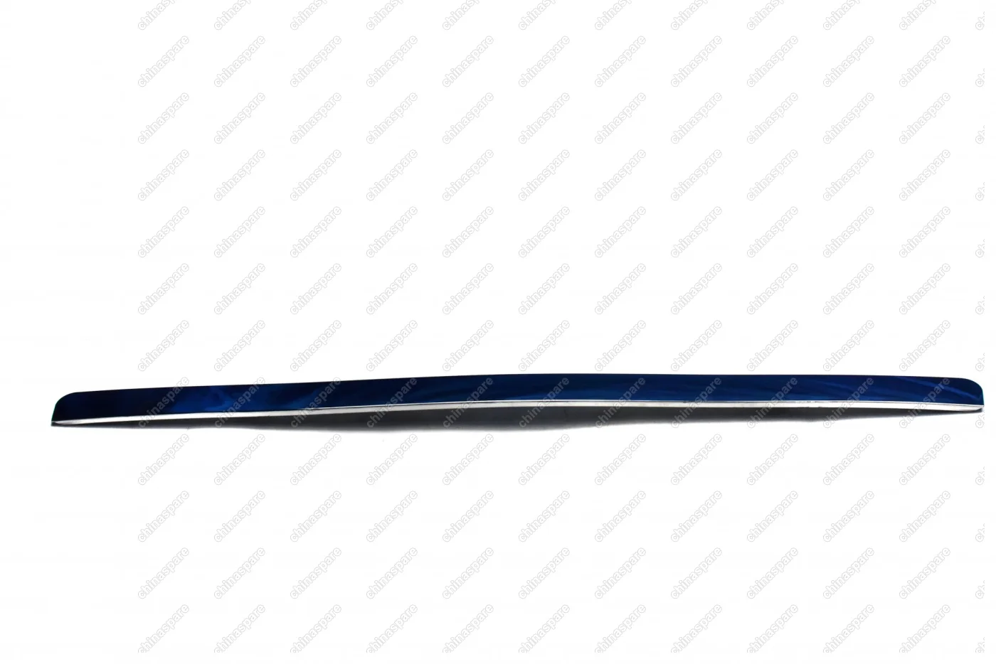 Молдинг капота Geely Emgrand X7