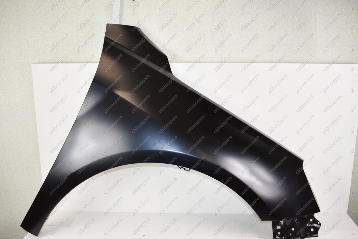 Крыло переднее правое Geely Emgrand X7