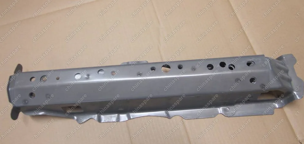 Поперечина пола передняя левая Geely Emgrand X7