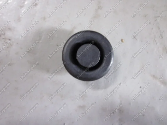1018005000 Заглушка ?14 Geely Emgrand X7