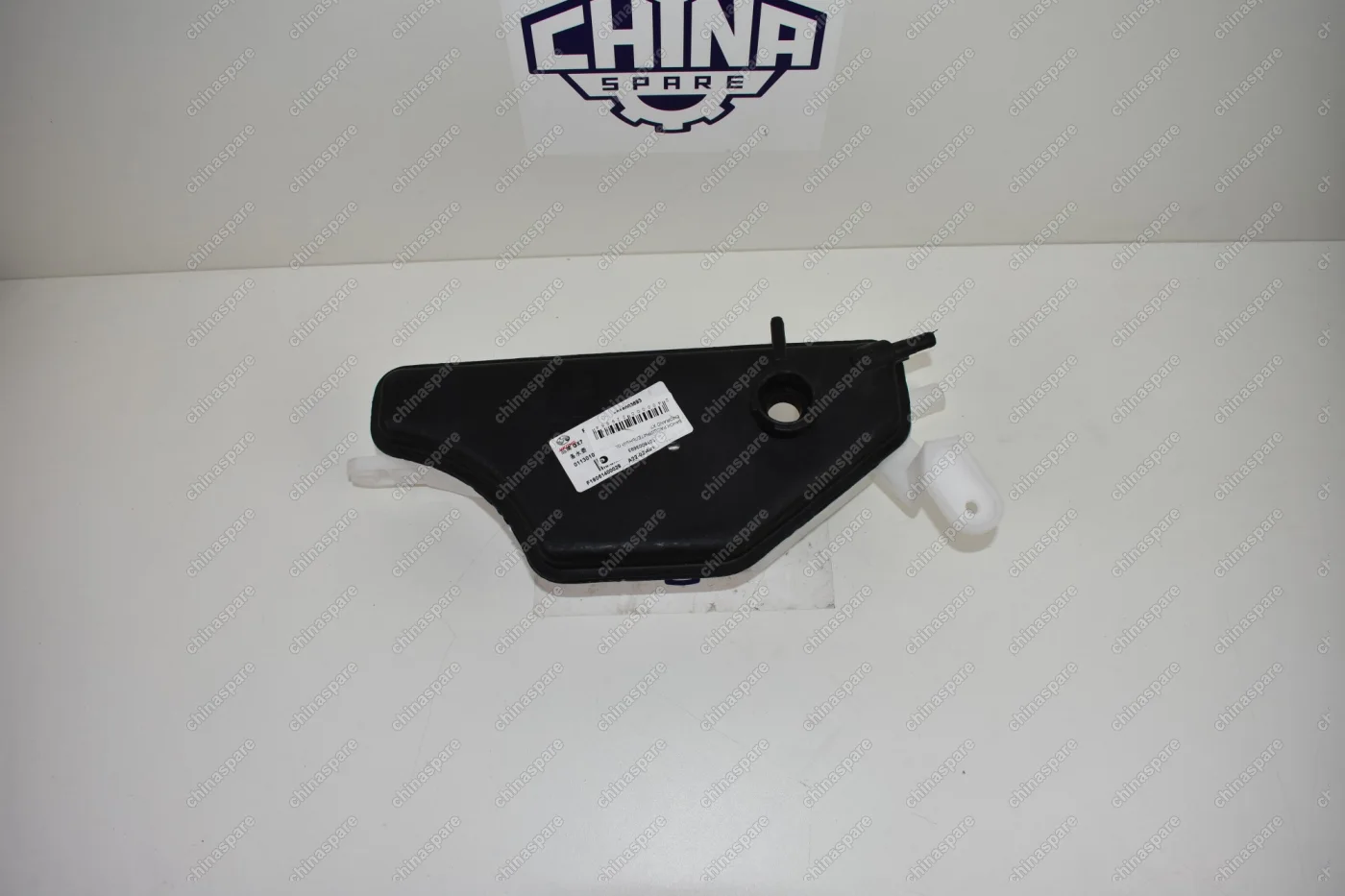 Бачок расширительный (одна крышка) Geely Emgrand X7