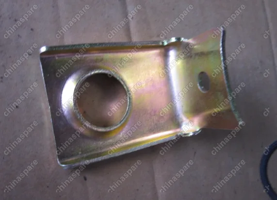 1016003048 Кронштейн радиатора верхн Geely Emgrand X7