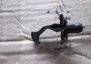 1018010321 Clip Geely Emgrand X7