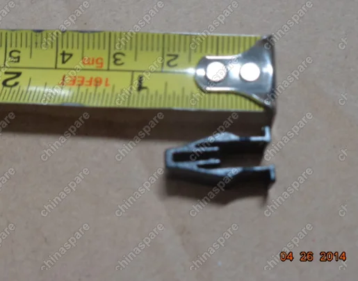1018013563 Клипса Geely Emgrand X7