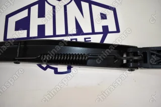 Поводок стеклоочистителя правый Geely Emgrand X7