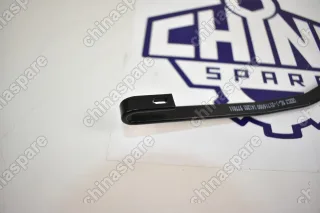 Поводок стеклоочистителя правый Geely Emgrand X7