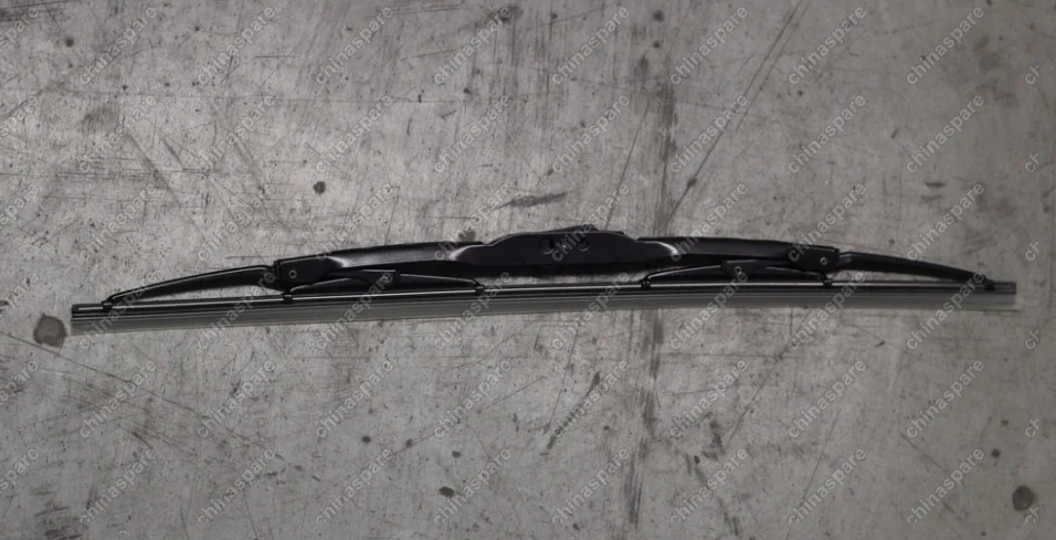 Щетка стеклоочистителя правая Geely Emgrand X7