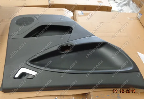 128800010900663 Обивка задней левой двери Geely Emgrand X7