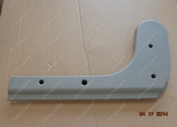 Накладка заднего сиденья средняя правая Geely Emgrand X7