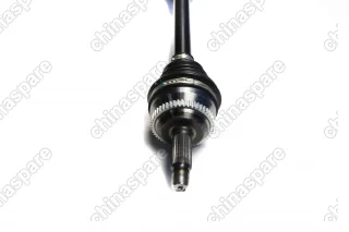 Приводной вал правый в сборе Geely Emgrand X7 MT