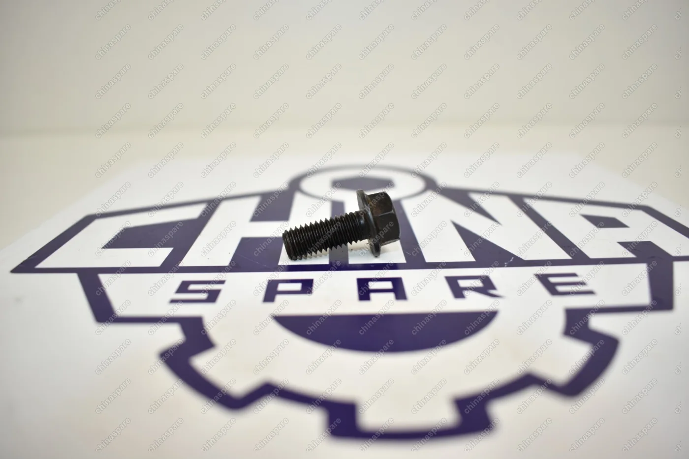 БОЛТ ПАЛЬЦА ПЕРЕДНЕГО СУППОРТА F3, SOLANO, VISION , MK / 9010508164