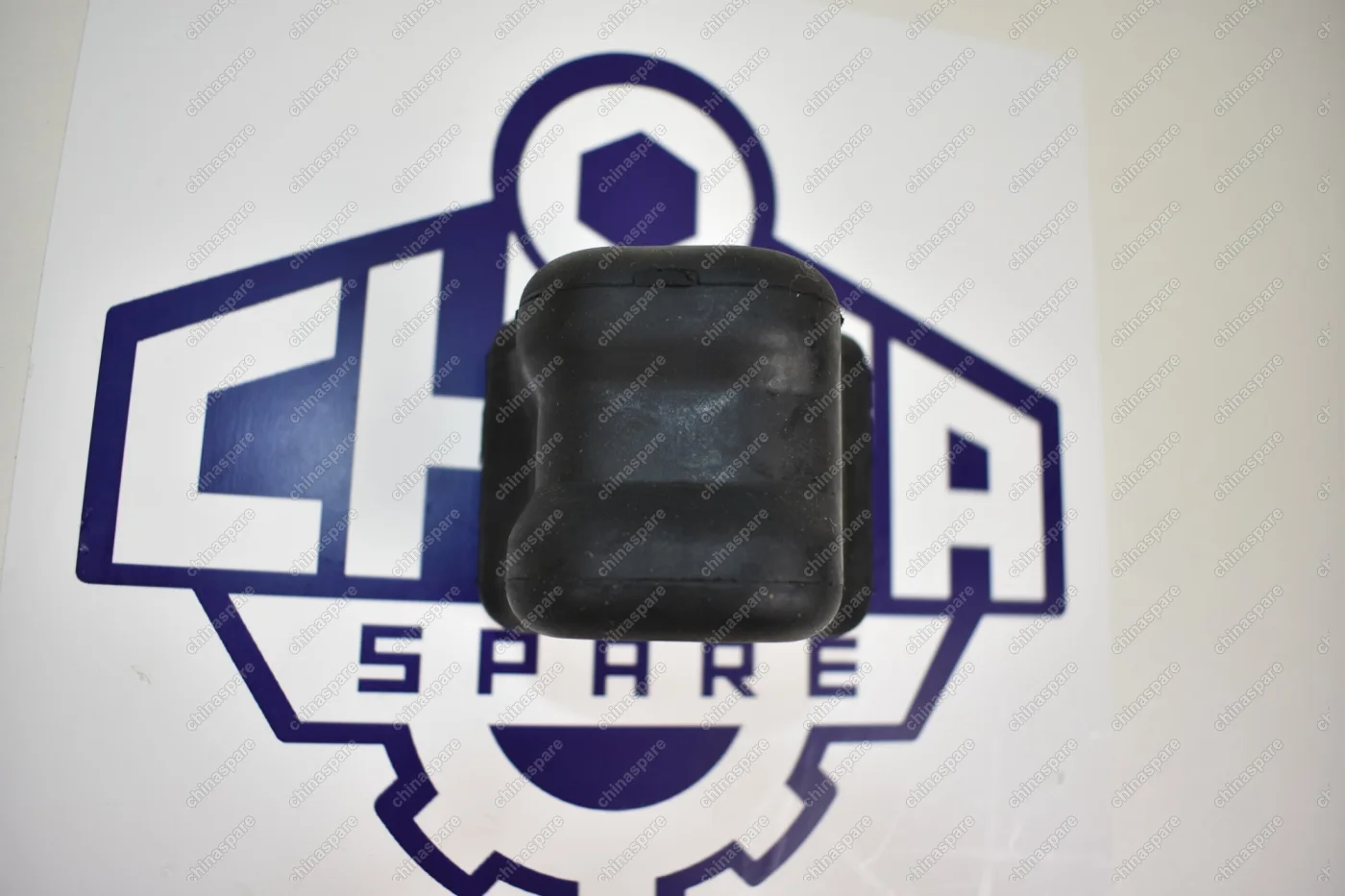 Втулка стабилизатора переднего правая Geely Emgrand X7