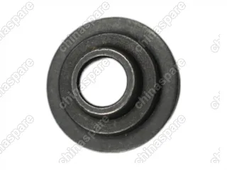 E010000701 Держатель пружины клапана Geely MK