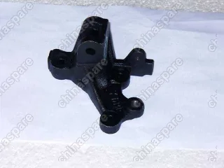 E090000101 Кронштейн генератора Geely MK