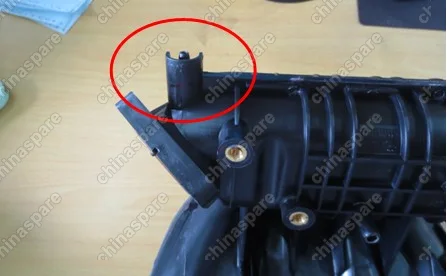 1086001172 Впускной коллектор (дервейс) Geely MK