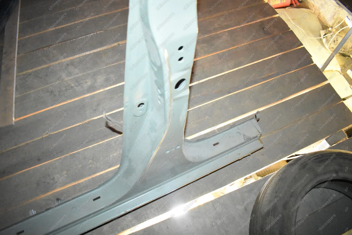 Боковина кузова левая Geely MK