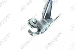 Петля капота правая Geely MK